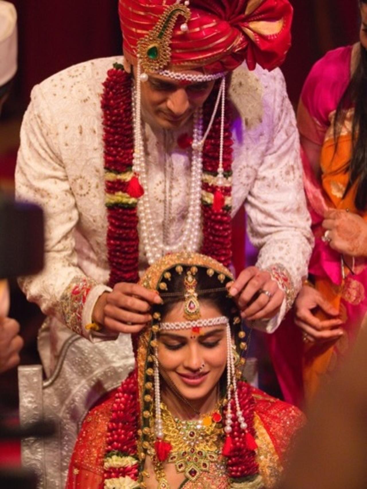 After nearly nine years of dating, Riteish proposed to Genelia, making their relationship official. The couple tied the knot on February 3, 2012, marking one of Bollywood’s most loved real-life romances
